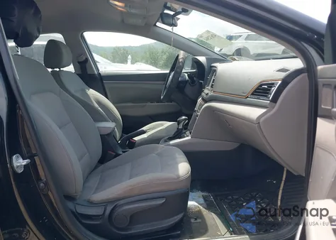 2017 Hyundai Elantra Se z USA, uszkodzony, nr VIN 5NPD84LF2HH050771